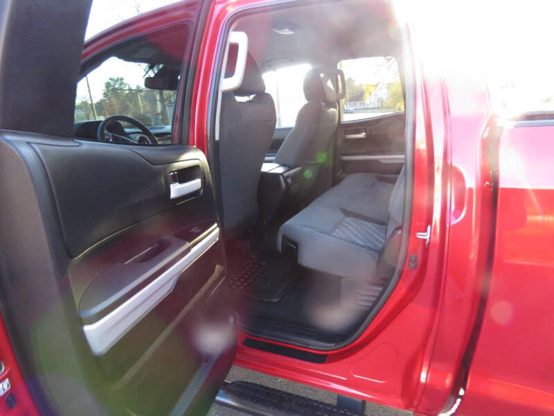 2019 Toyota Tundra SR5