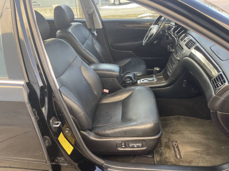 2004 Lexus ES 330