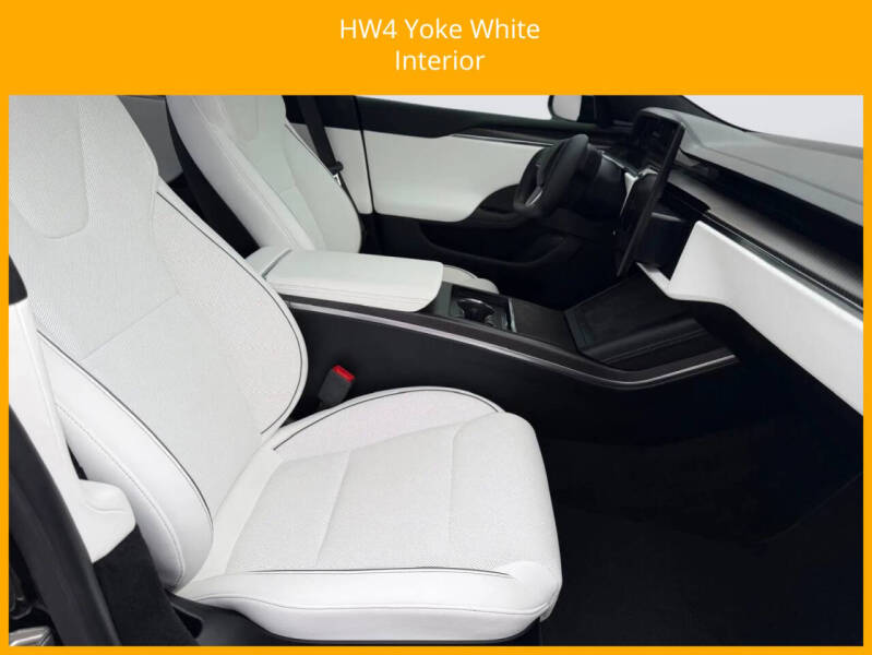 2023 Tesla Model S Plaid