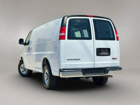 2023 GMC Savana 2500