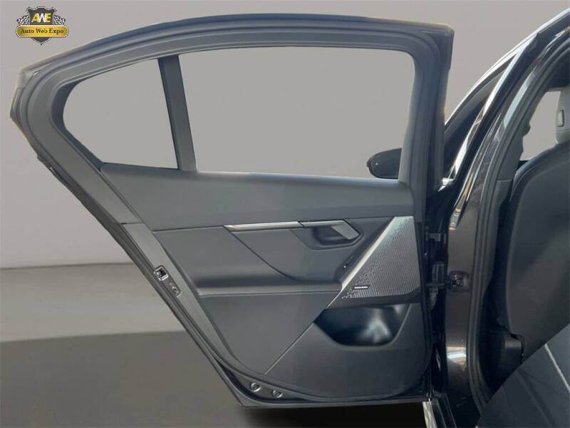 2024 BMW i5 eDrive40