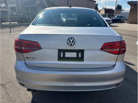 2015 Volkswagen Jetta