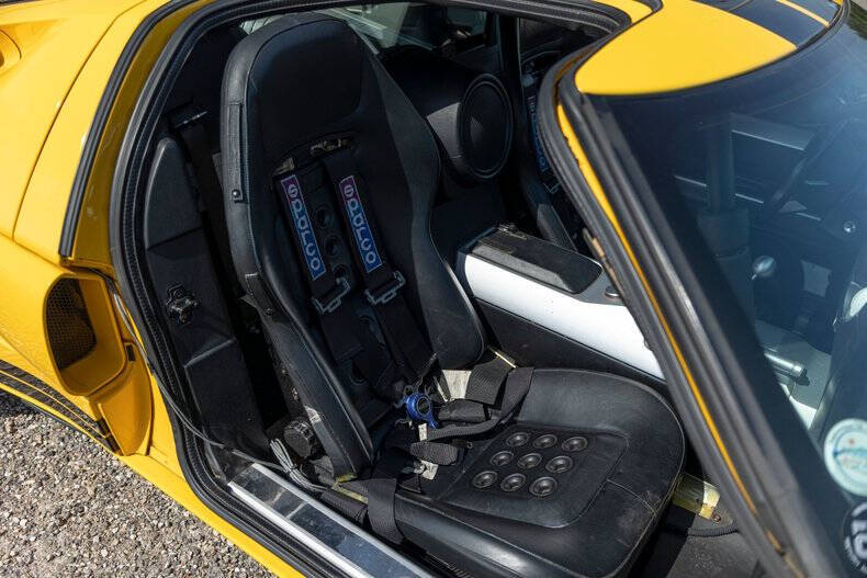 2005 Ford GT