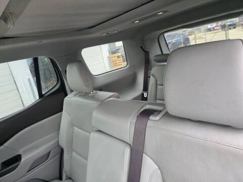 2017 GMC Acadia SLT-2