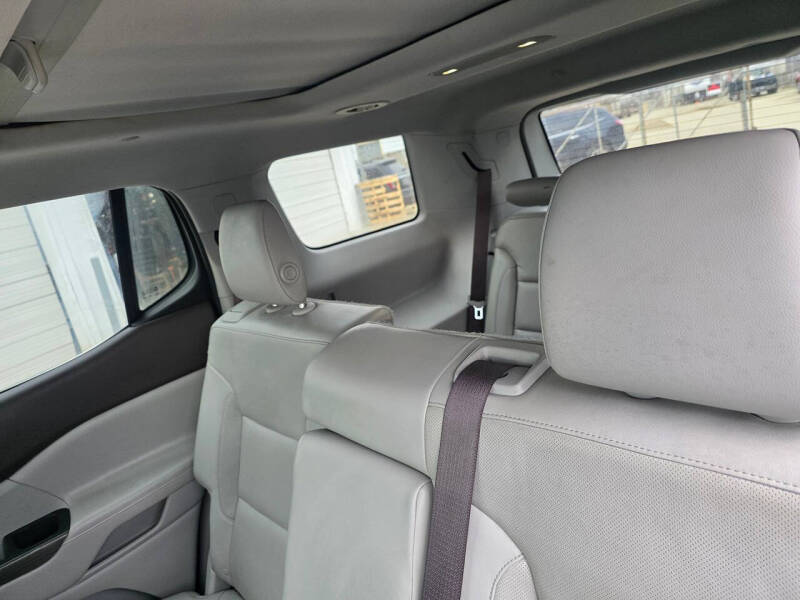 2017 GMC Acadia SLT-2