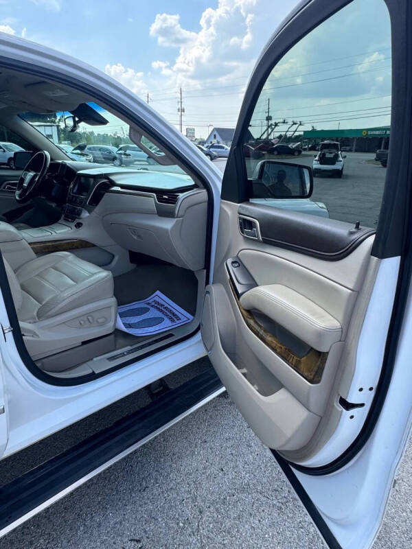 2017 GMC Yukon XL Denali