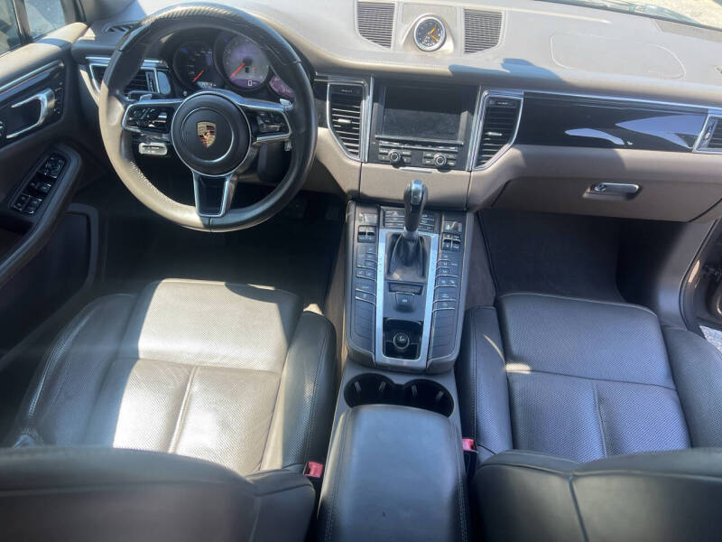 2016 Porsche Macan S