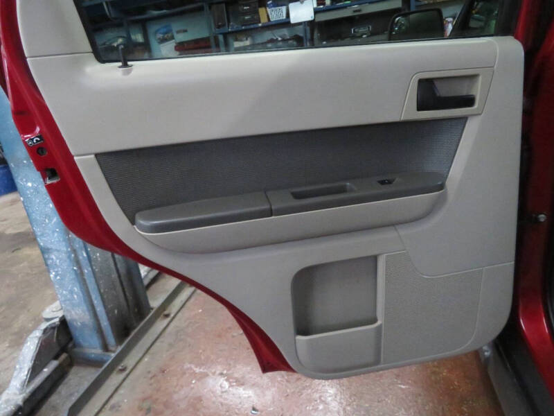 2011 Ford Escape XLT