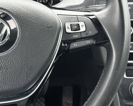 2021 Volkswagen Golf TSI