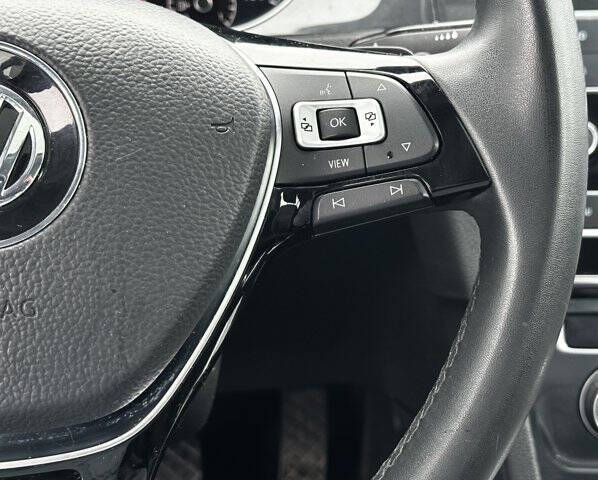 2021 Volkswagen Golf TSI