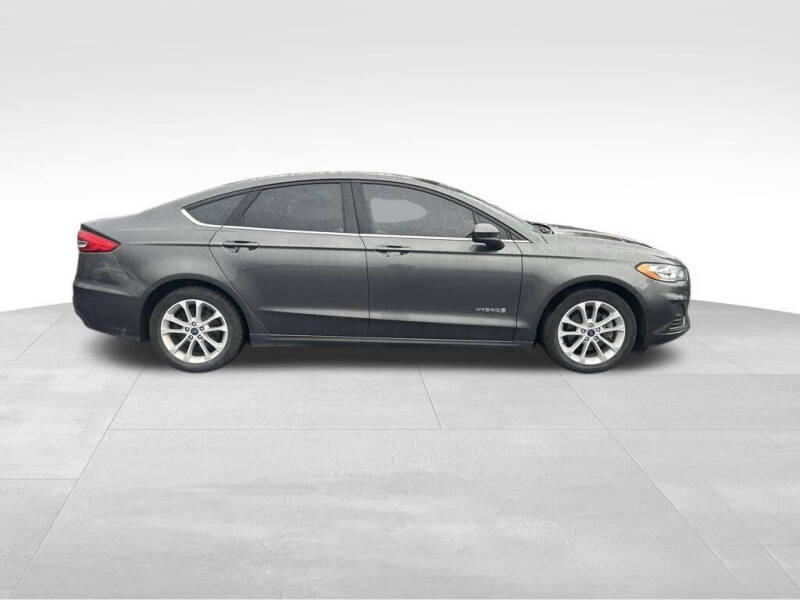2019 Ford Fusion Hybrid SE