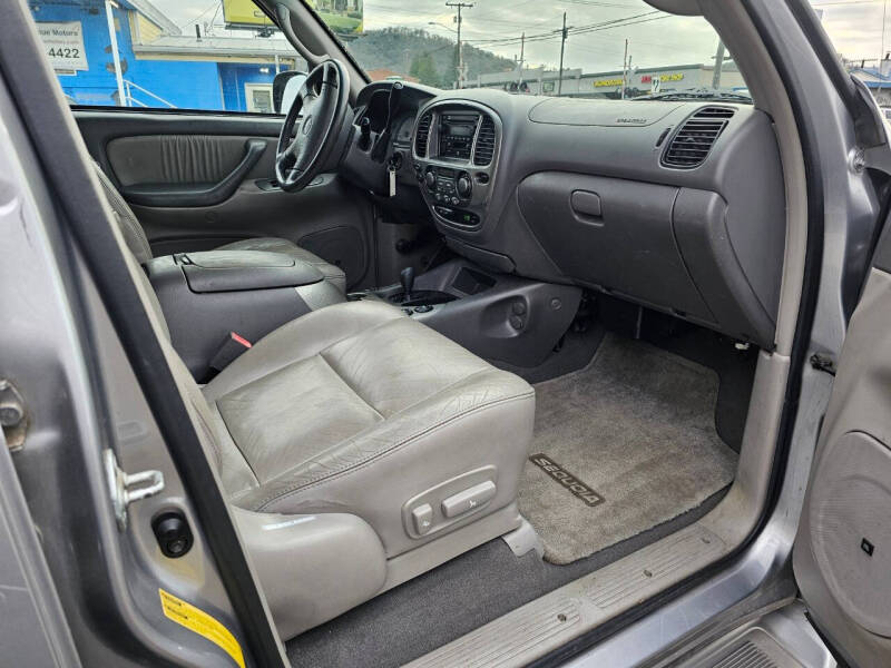 2001 Toyota Sequoia Limited