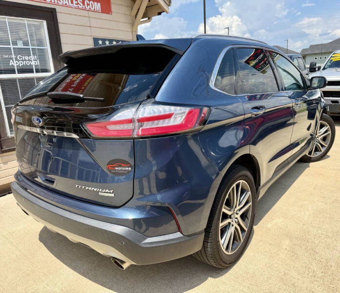2019 Ford Edge Titanium