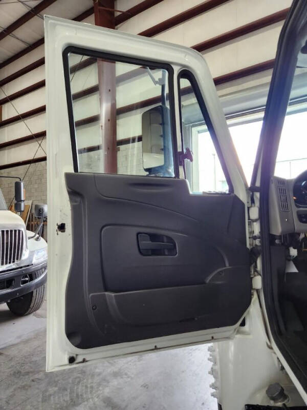 2016 International DuraStar 4300