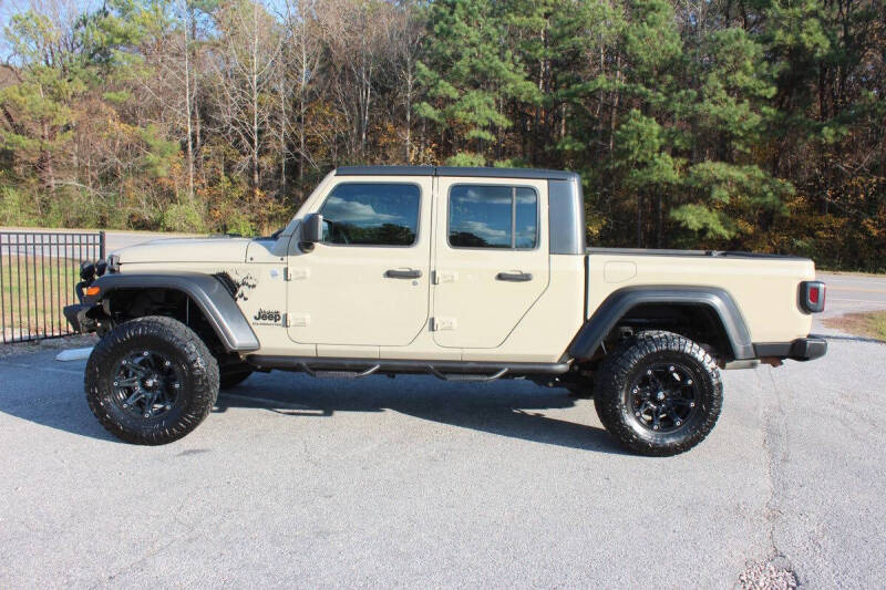 2020 Jeep Gladiator Sport
