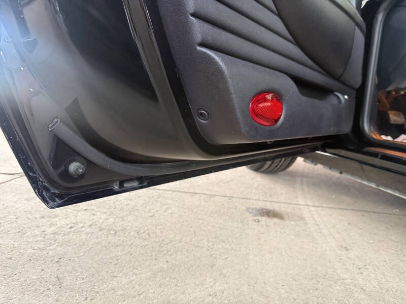 2004 Ford Thunderbird Deluxe