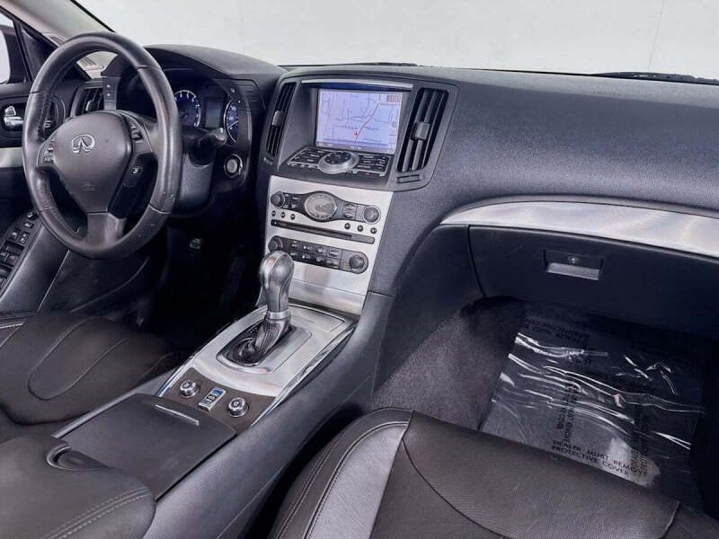 2014 Infiniti Q60 Convertible