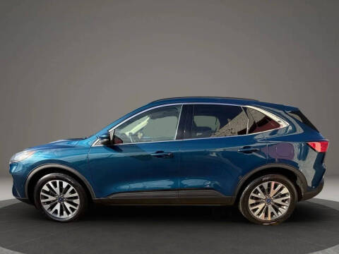 2020 Ford Escape Titanium