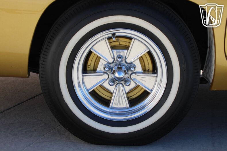 1957 Ford Thunderbird