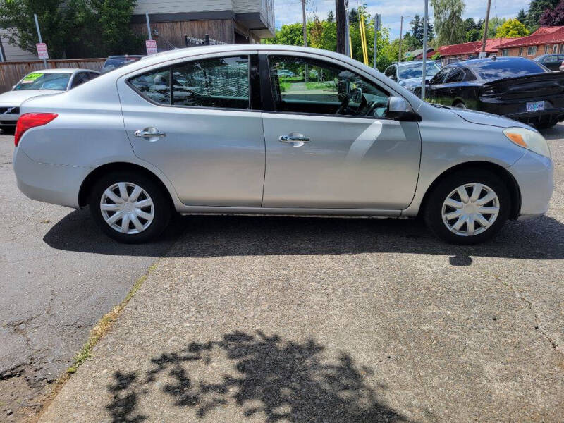 2012 Nissan Versa