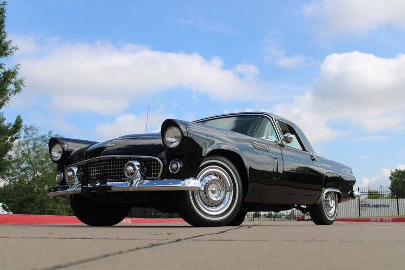 1956 Ford Thunderbird