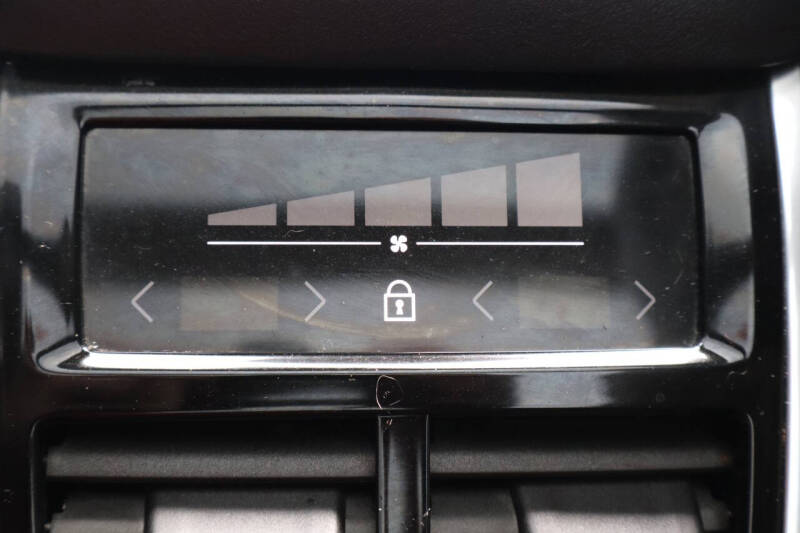 2024 Volvo XC90 B5 Core Bright Theme