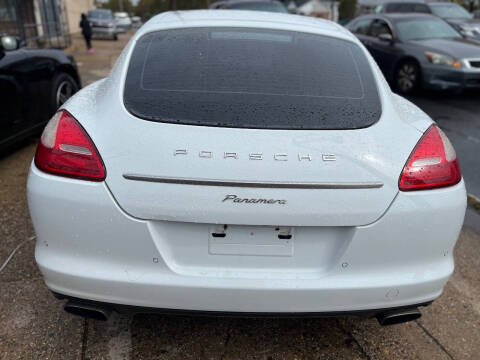 2013 Porsche Panamera