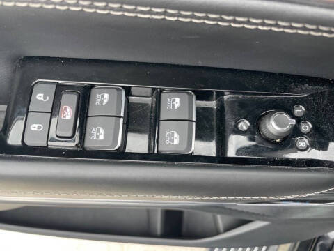 2022 Jeep Grand Wagoneer Series II