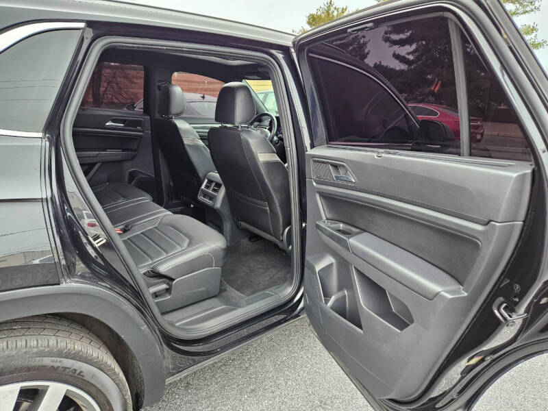 2020 Volkswagen Atlas Cross Sport V6 SEL Premium R-Line 4Motion