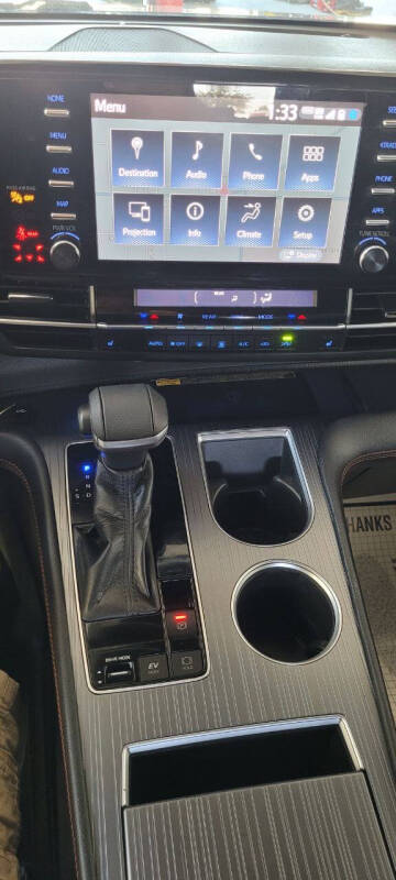 2022 Toyota Sienna XSE 7-Passenger