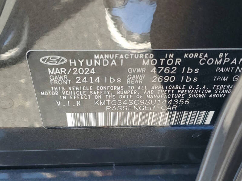2025 Genesis G70