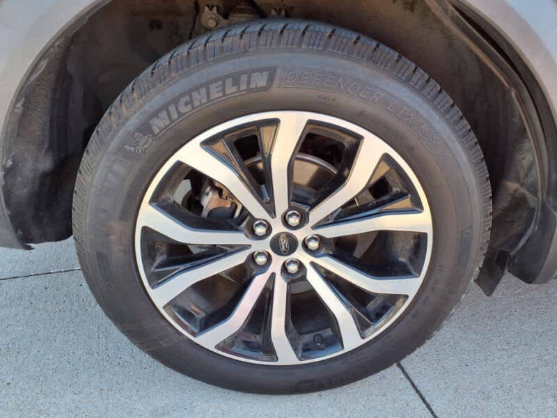 2020 Ford Explorer ST