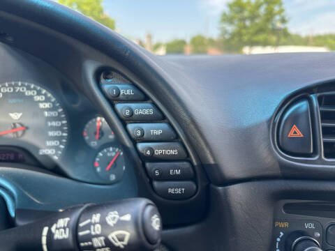 2004 Chevrolet Corvette