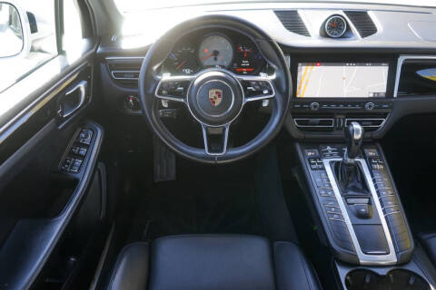 2020 Porsche Macan S