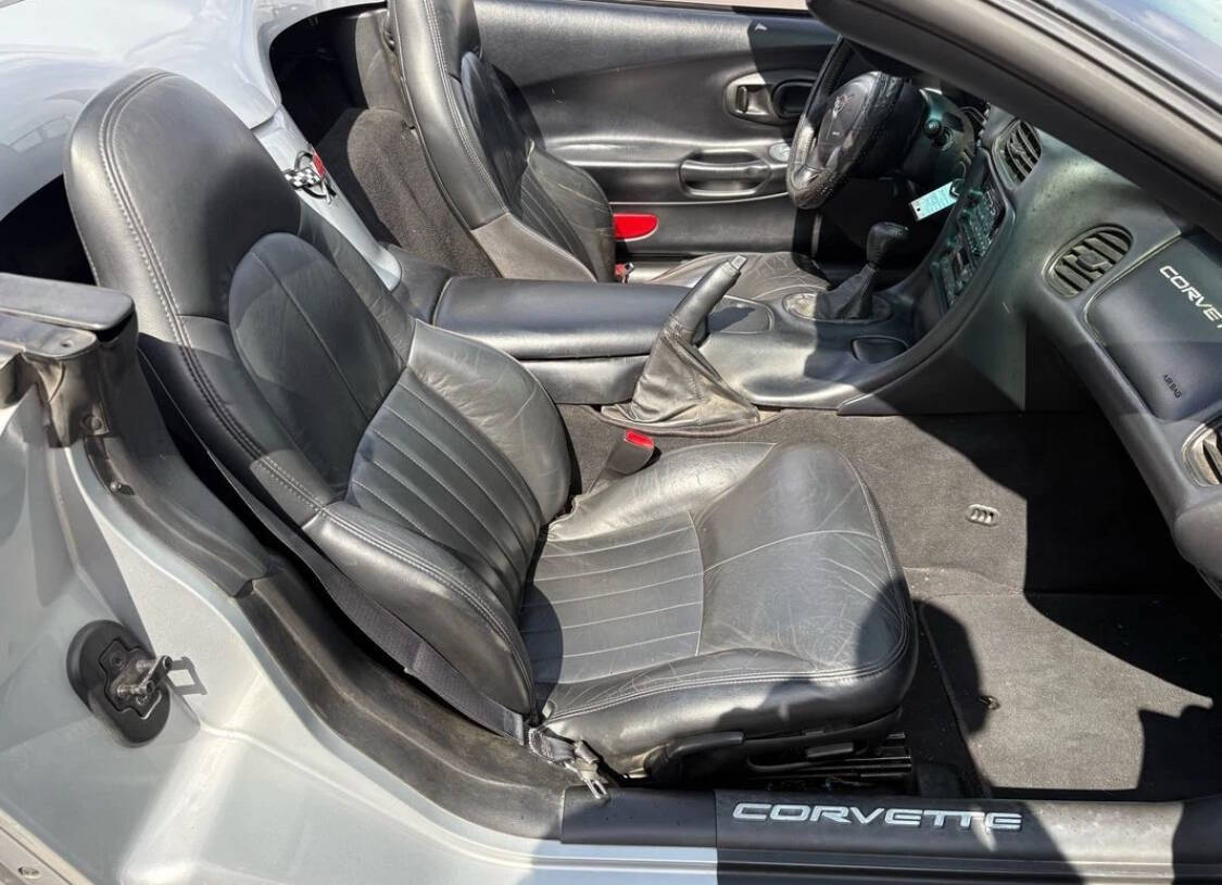 1998 Chevrolet Corvette 8