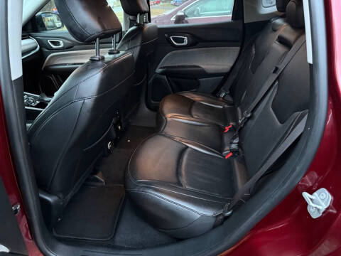 2022 Jeep Compass Latitude Lux