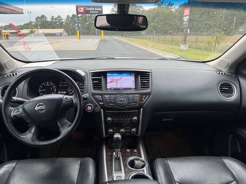 2013 Nissan Pathfinder Platinum