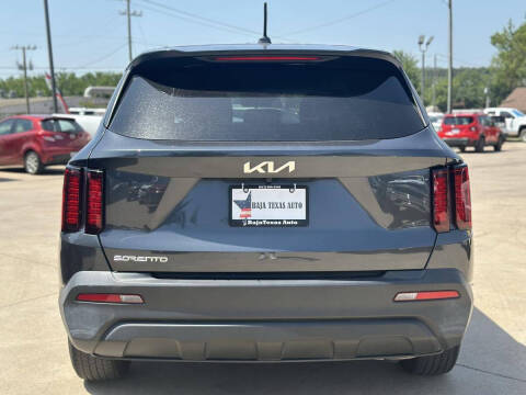 2023 Kia Sorento LX
