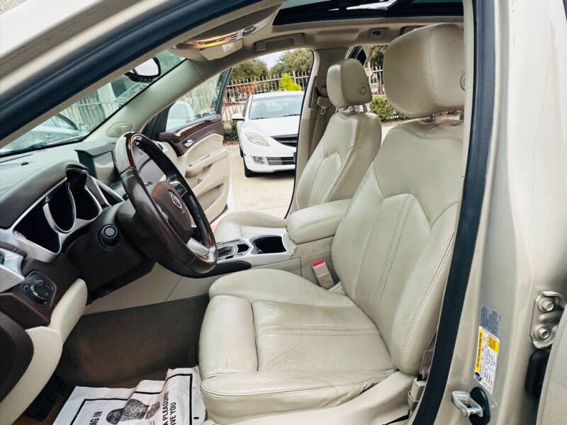 2011 Cadillac SRX Luxury Collection