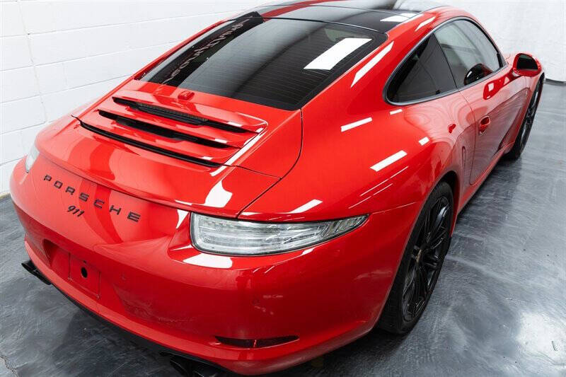 2015 Porsche 911 Carrera