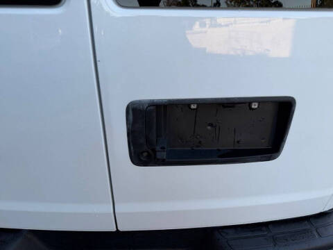 2024 Chevrolet Express 2500