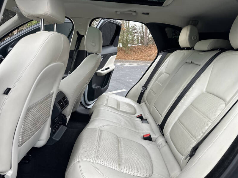 2018 Jaguar F-PACE 30t Prestige