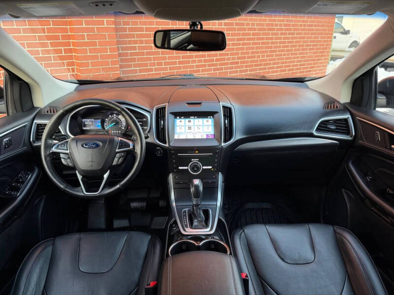 2016 Ford Edge Titanium