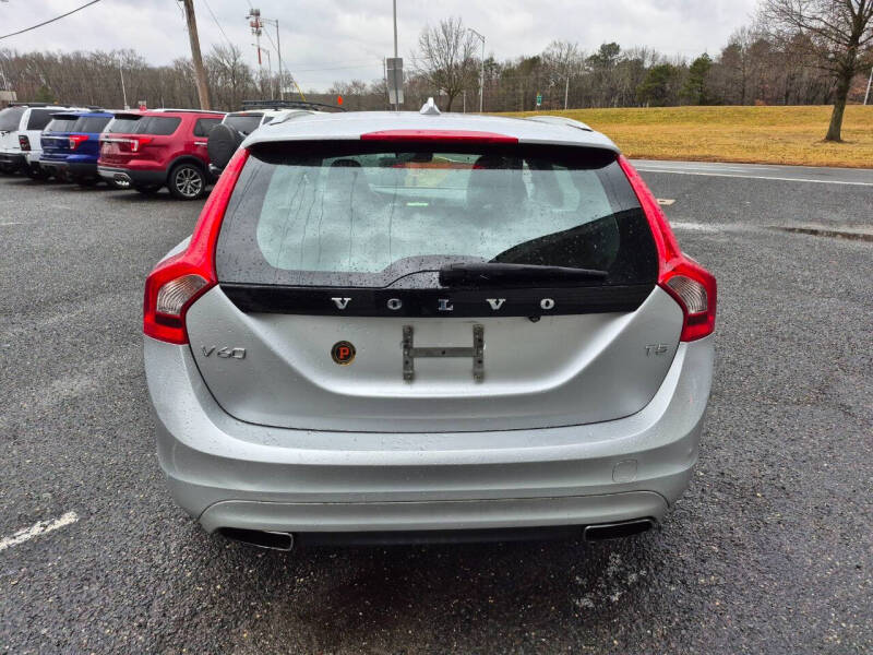 2016 Volvo V60 T5 Drive-E Premier