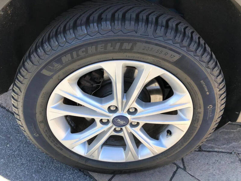 2018 Ford Escape SE