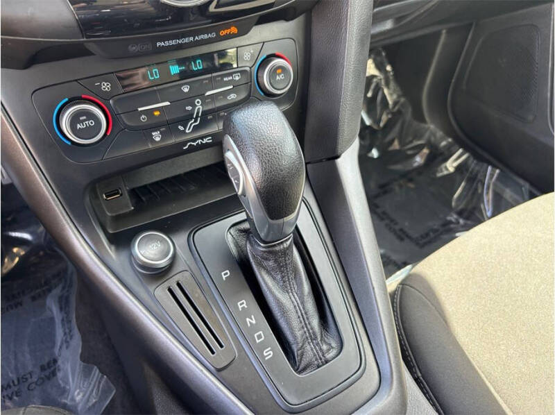 2017 Ford Focus SEL