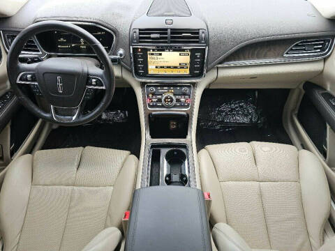 2018 Lincoln Continental Select