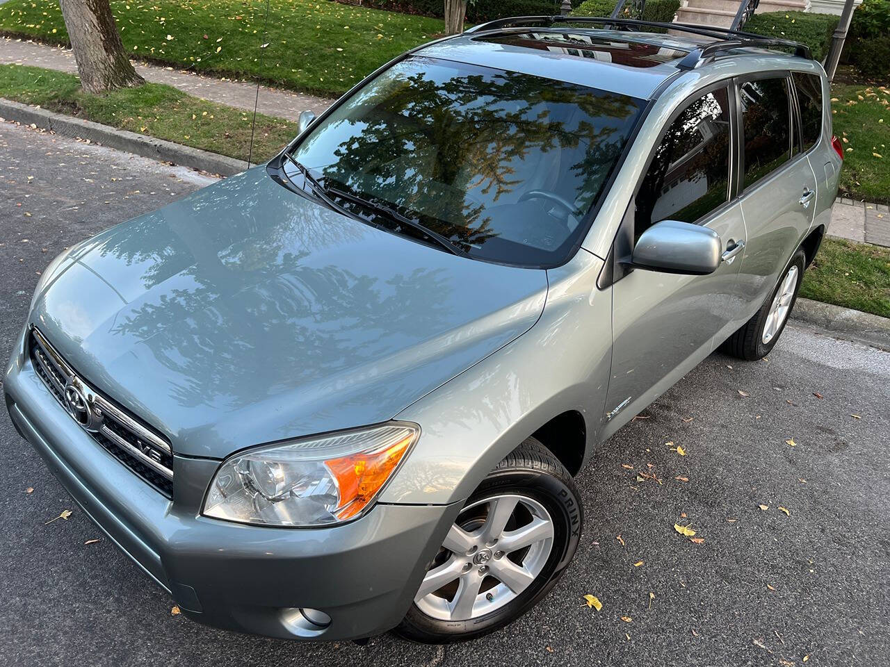 2008 Toyota RAV4 for sale at VLD HOLDING INC. in Brooklyn, NY