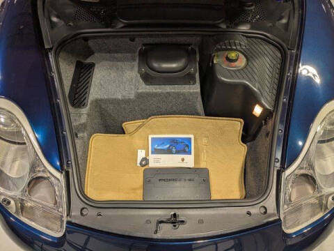 2000 Porsche 911 Carrera 4