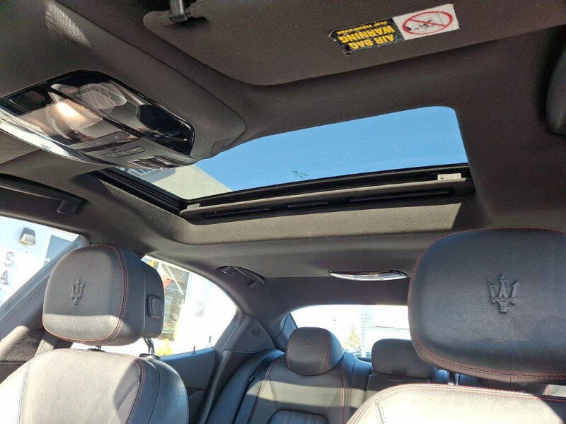 2017 Maserati Ghibli